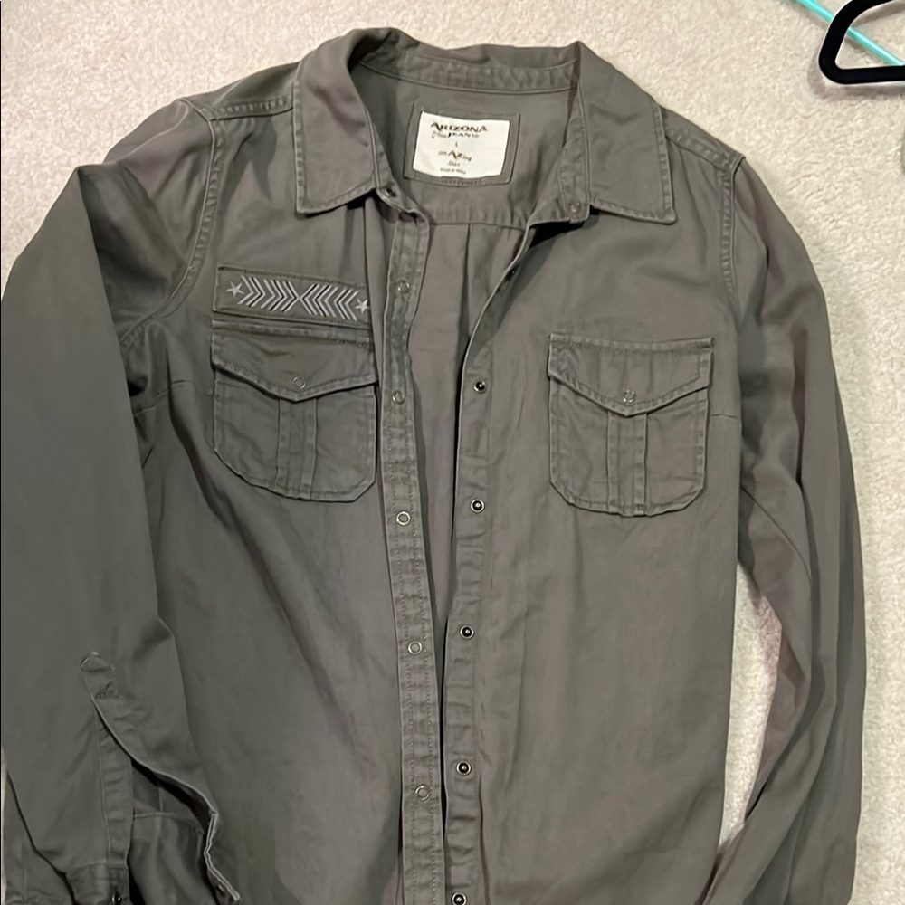 Green Button-Up Shirt/jacket with Embroidered Detail